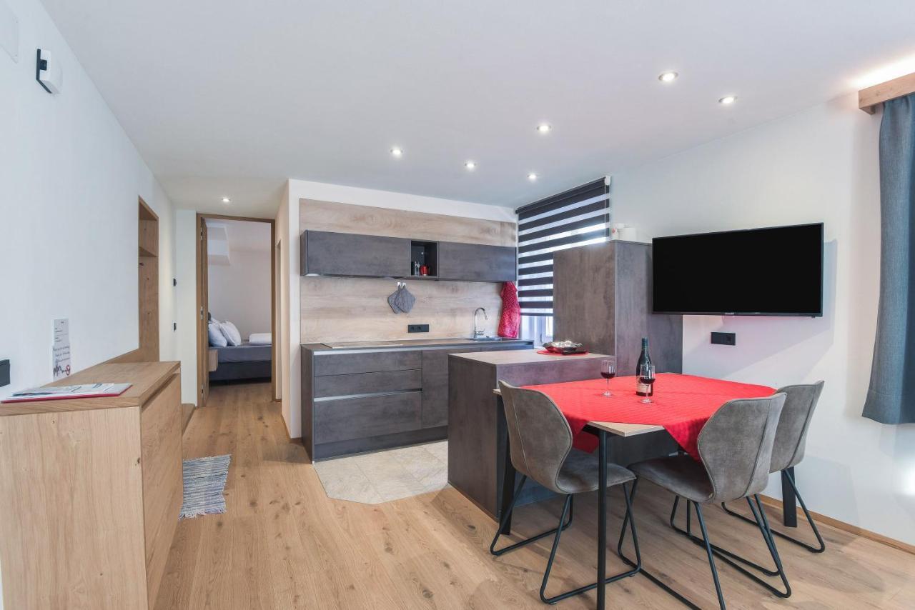 Apt Ulli - Haus Ivo Santa Cristina Val Gardena エクステリア 写真